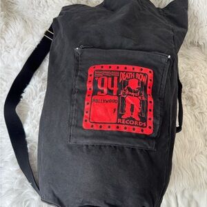 DEATH ROW RECORDS/BRE 1994 OFFICIAL VINTAGE RECORD COMPANY CONVENTION DUFFEL BAG